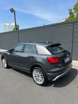 Audi Q2 1.4 TFSI sport  S tronic - S line  - Audi Q2 in Köln