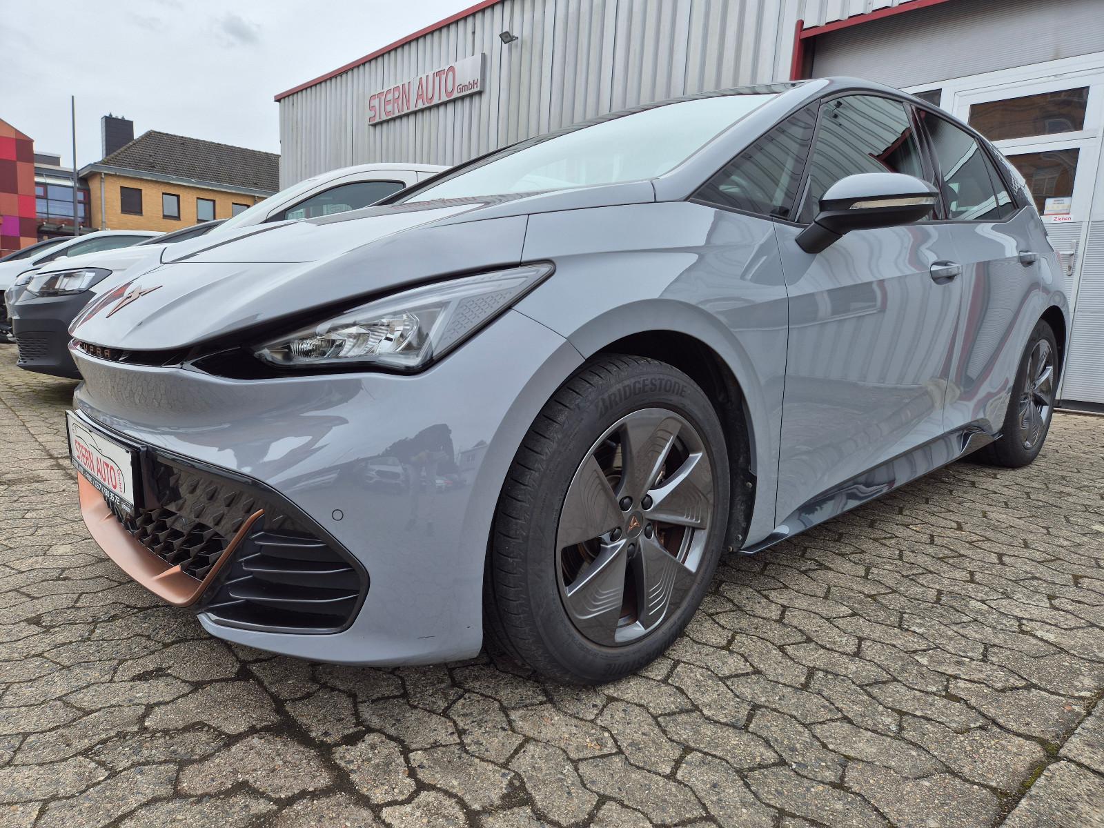 Cupra Born 150 kW KAMERA,ACC,PDC,18"ALU,NAVI,SITZHEIZU