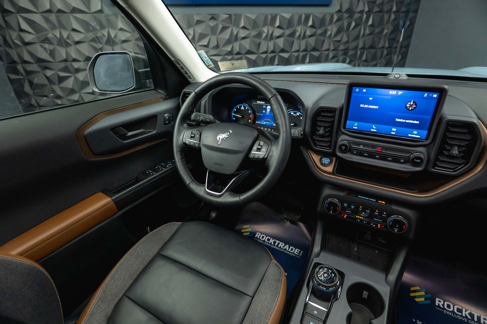 Fahrzeugabbildung Ford Bronco Sport 4x4 Outer Banks *LED*CarPlay*Pano*