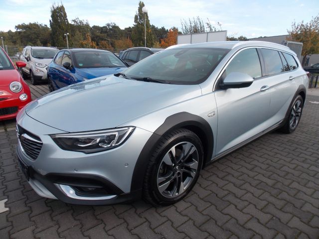 Opel Insignia B Country Tourer 4x4 OPC-Line Interieur