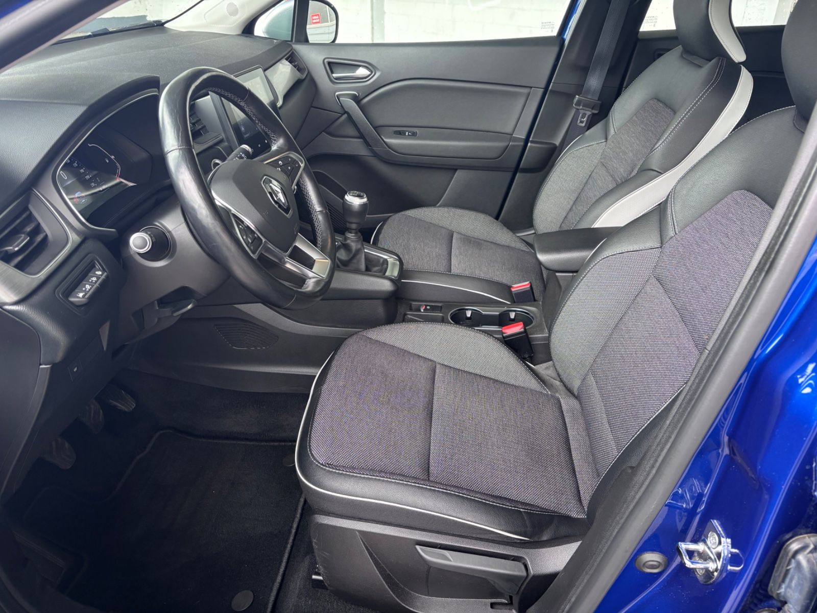 Fahrzeugabbildung Renault Captur II Intens