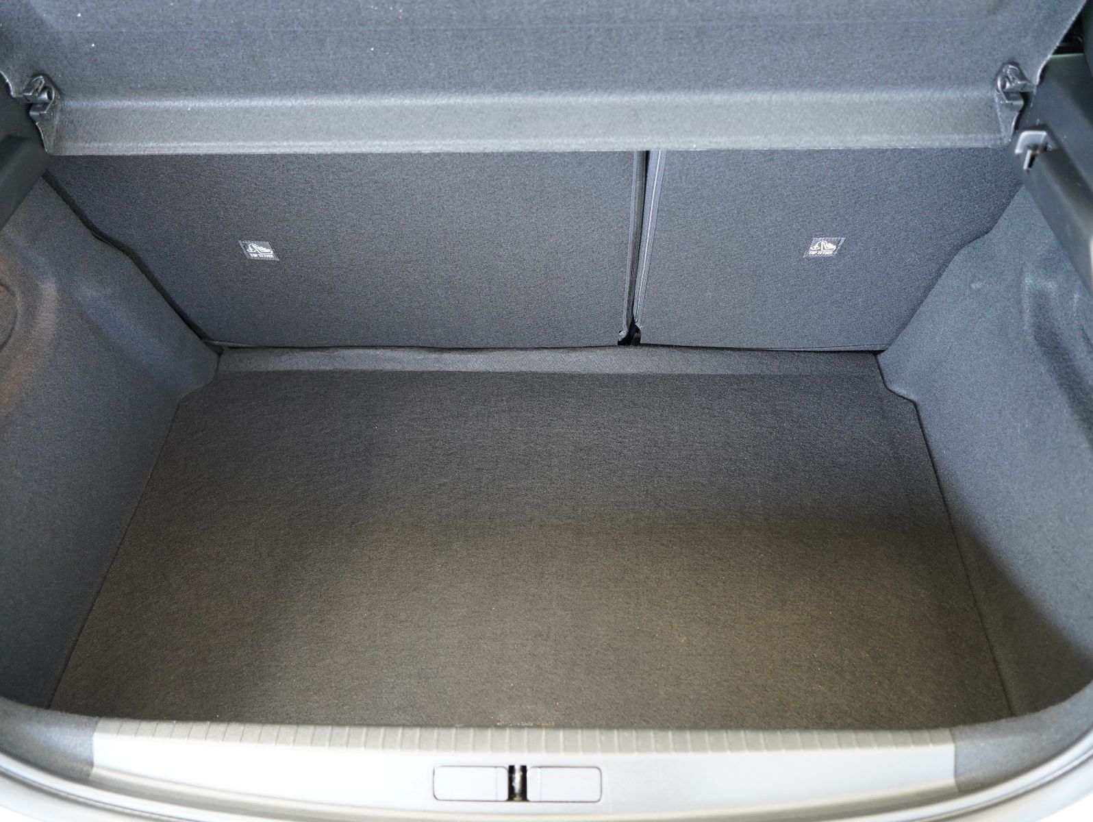 Fahrzeugabbildung Opel Corsa F e GS Line NAVI/LEDER/LM 17"/11KW/SOH