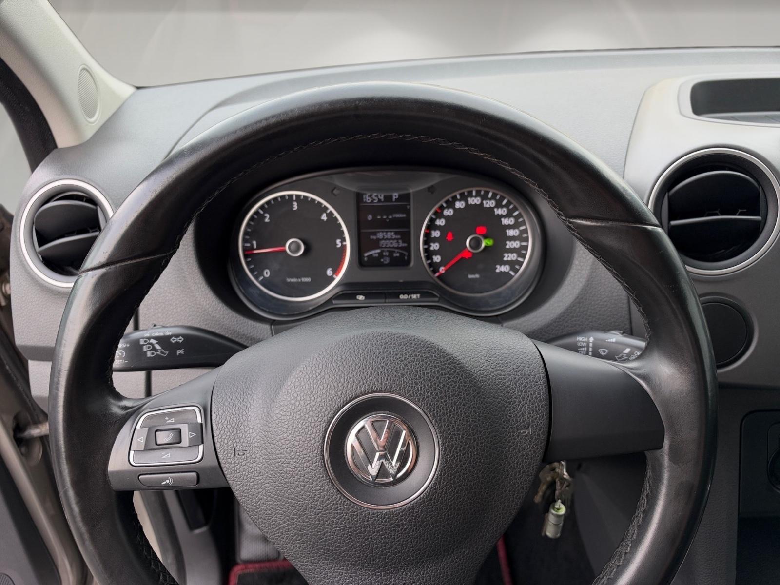VOLKSWAGEN AMAROK HIGHLINE 2.0 TDI 179ch 4MOTION - CUIR VIENNA - NAVIGATION GPS - ATTELAGE - SIÈGES CHAUFFANTS - RADARS AVANT/ARRIÈRE