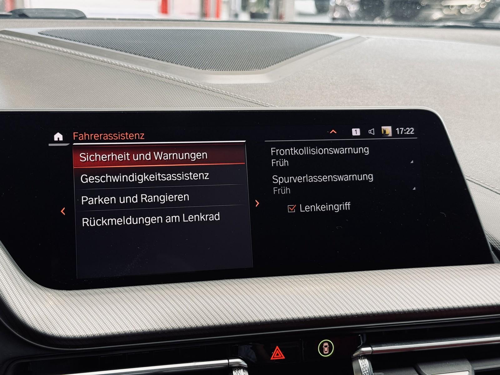 BMW M235i PERFORMANCE |H&K|PANO|M-SPORTSITZE DAKOTA|