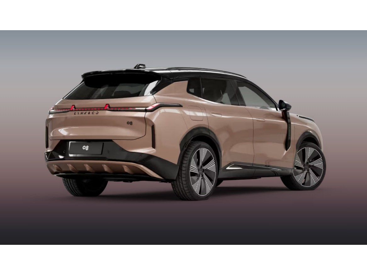 Lynk & Co 08