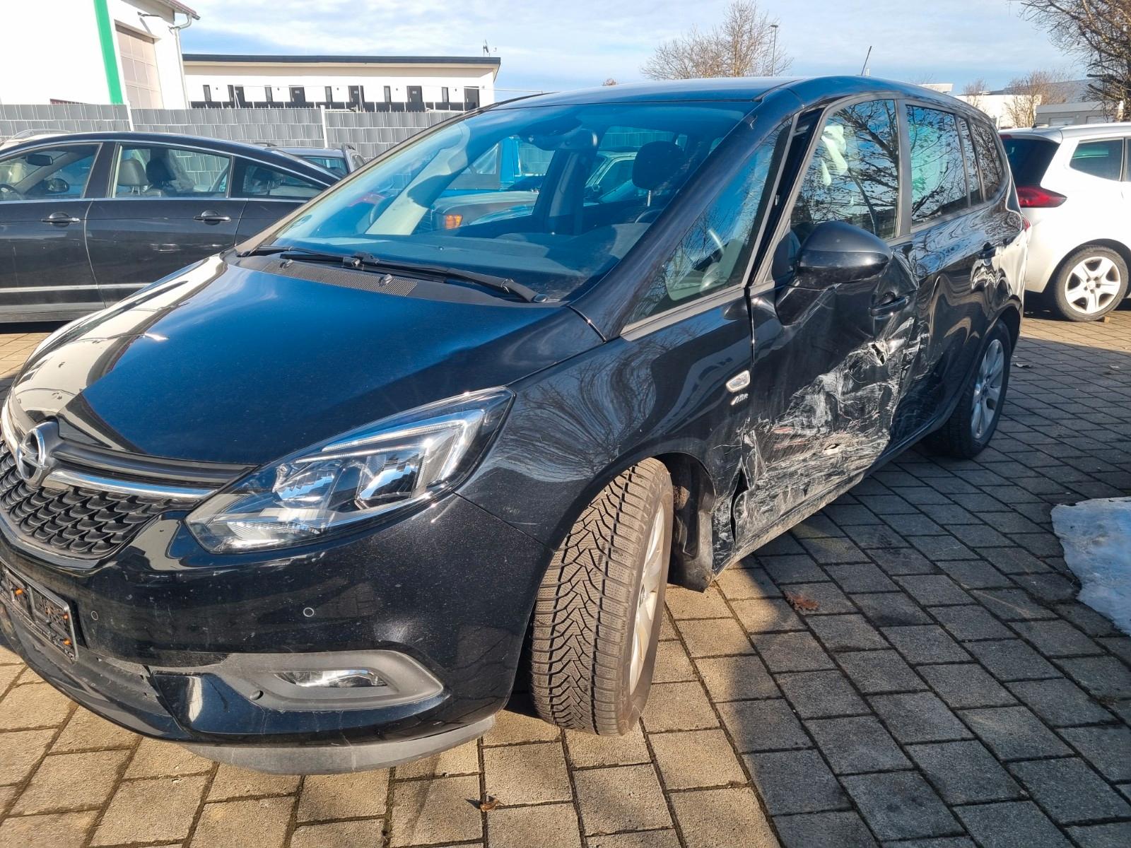 Opel Zafira Tourer
