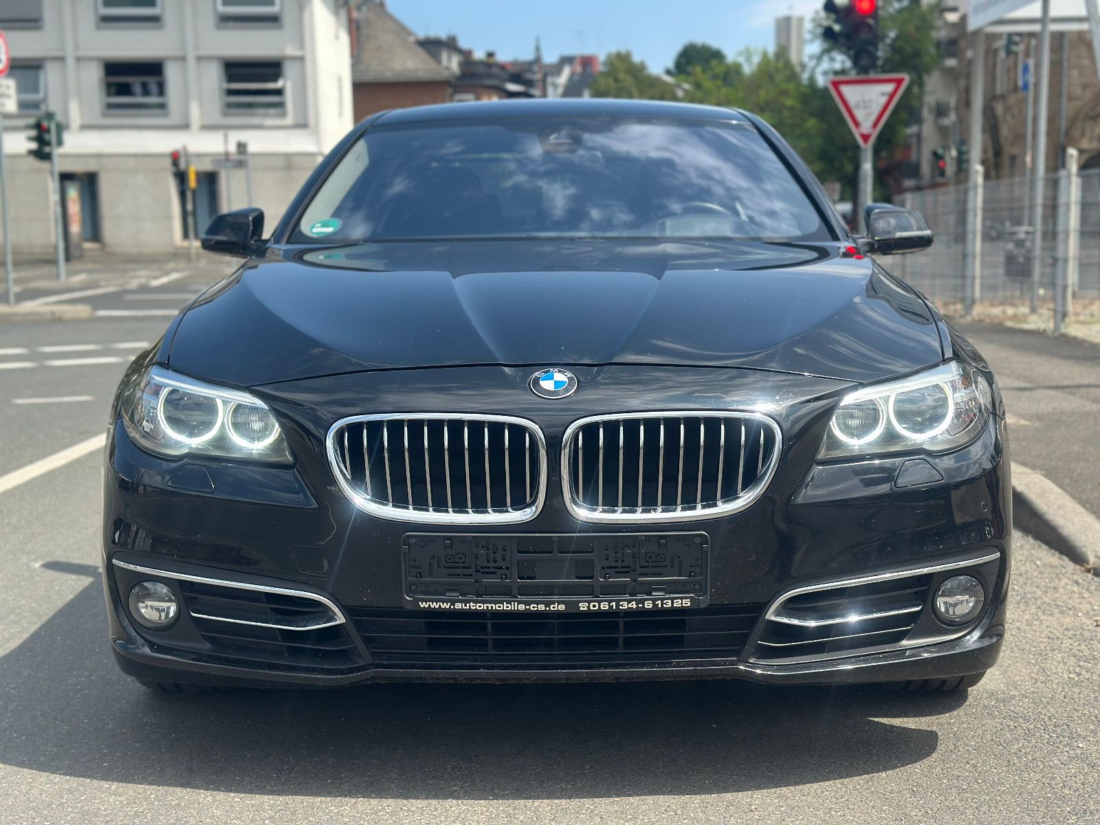 Fahrzeugabbildung BMW 535 d LUXURY*HEAD-UP+LEDER*