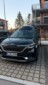 Kia Carnival - Kia Carnival mit Benzin-Antrieb