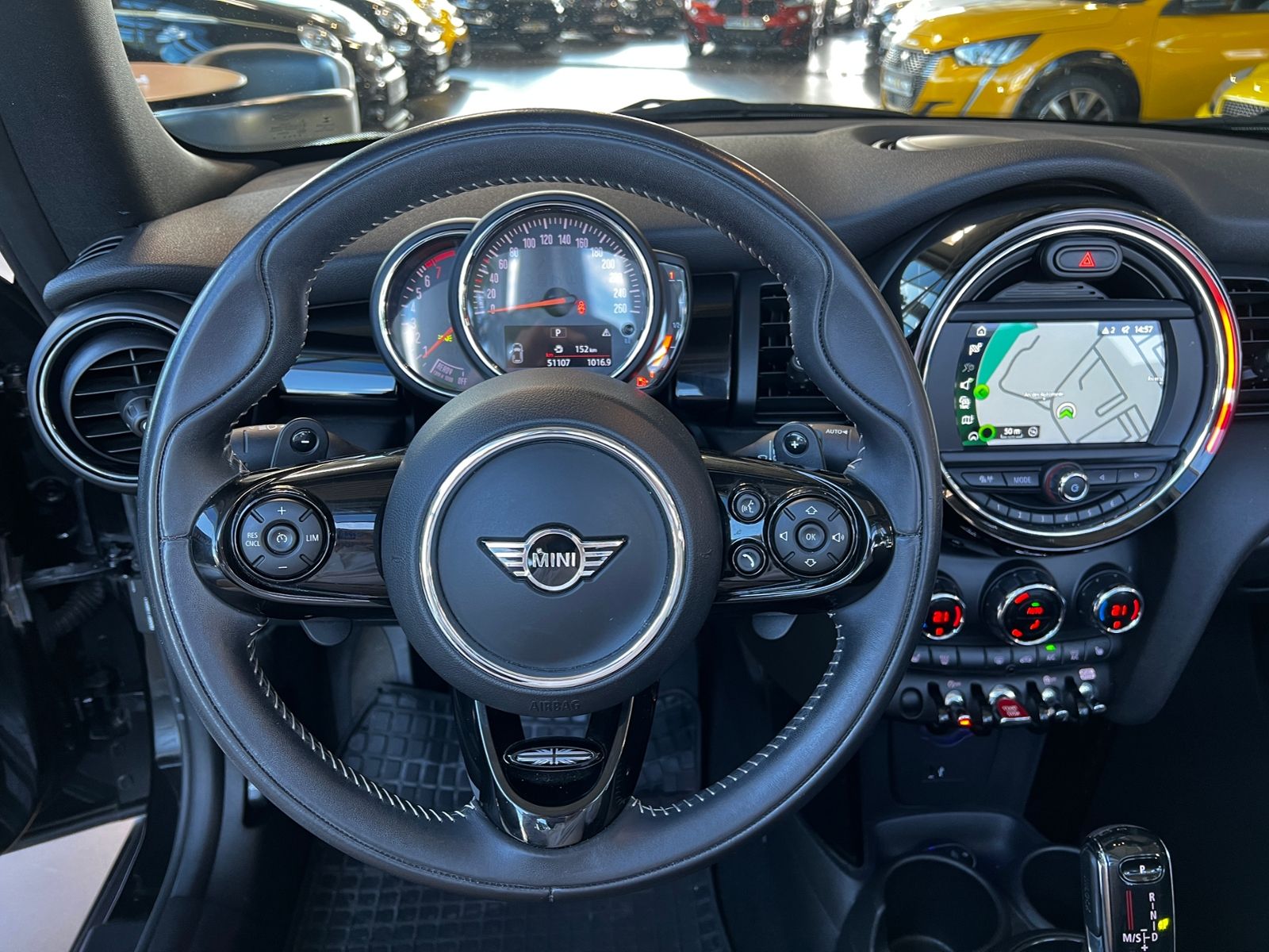 Fahrzeugabbildung MINI Cooper S Cabrio Chili LED NAVI SHZ