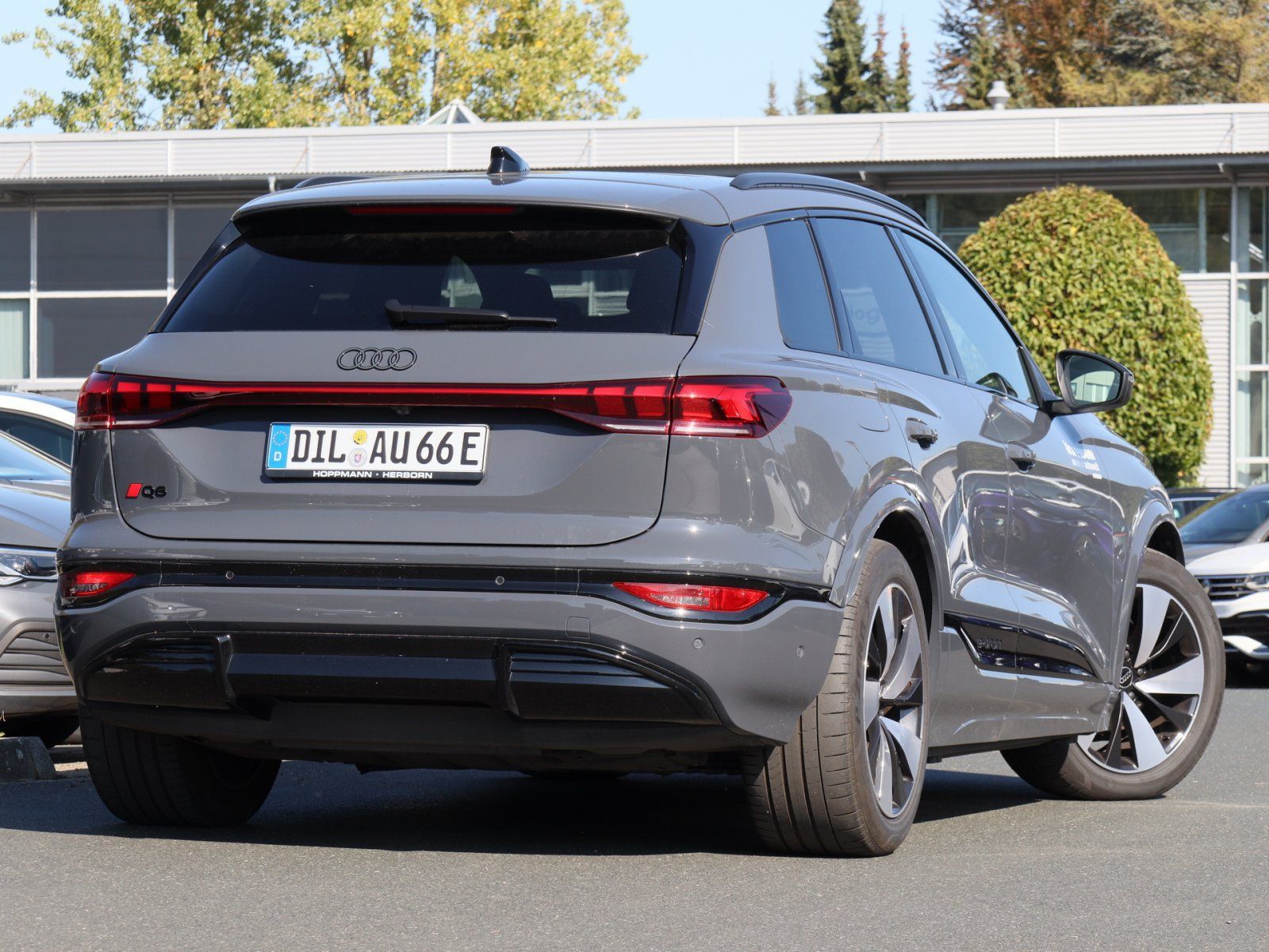 Audi Q6 e-tron S-Line Pano B&O Tech pro Luft Matrix imagem 2