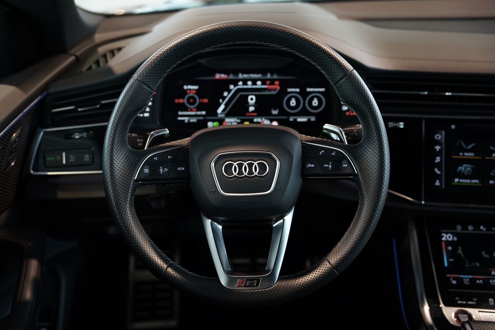 Audi Rsq8
