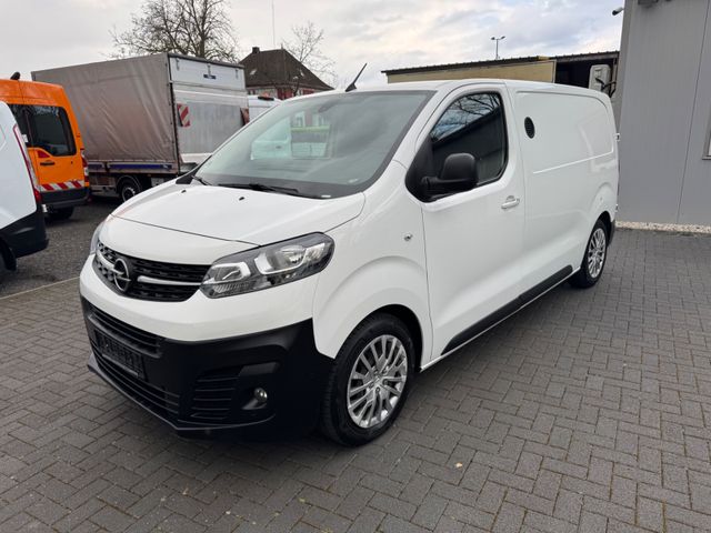 Opel Vivaro M/Klimaaut/Key/Kamer/Regale/220V