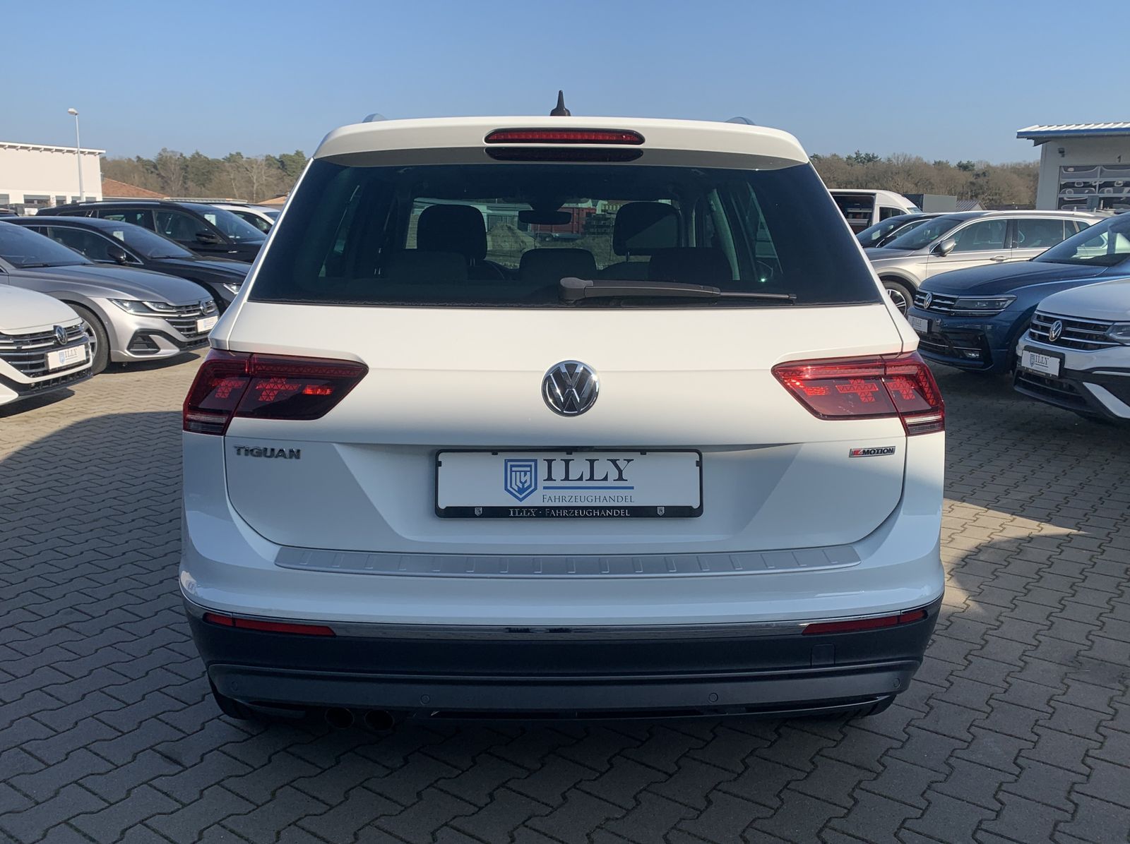 Fahrzeugabbildung Volkswagen Tiguan 2.0 TDI*Highline*4Motion*LED*Cam*STHZ*