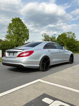 Mercedes-Benz CLS 350 CDI - - Mercedes-Benz CLS 350: Cdi