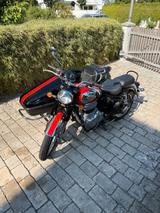 Royal Enfield Classic - ROYAL ENFIELD GESPANN