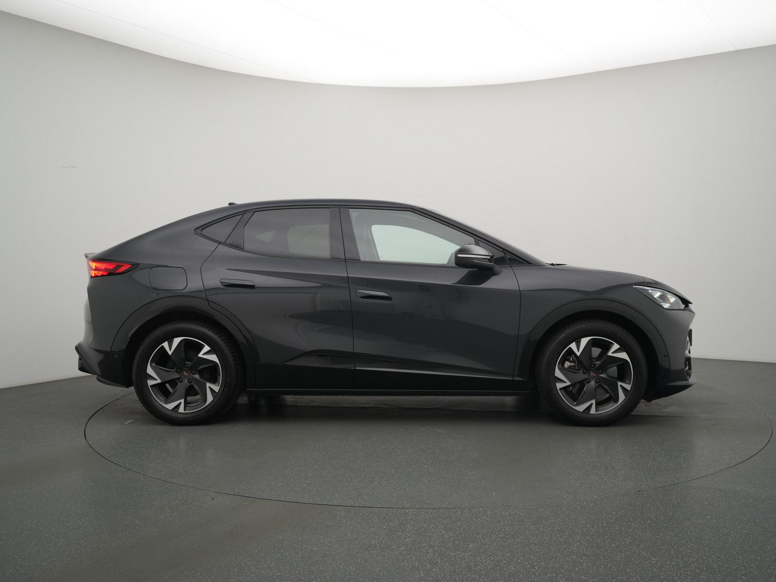 Cupra Tavascan - Bild 3