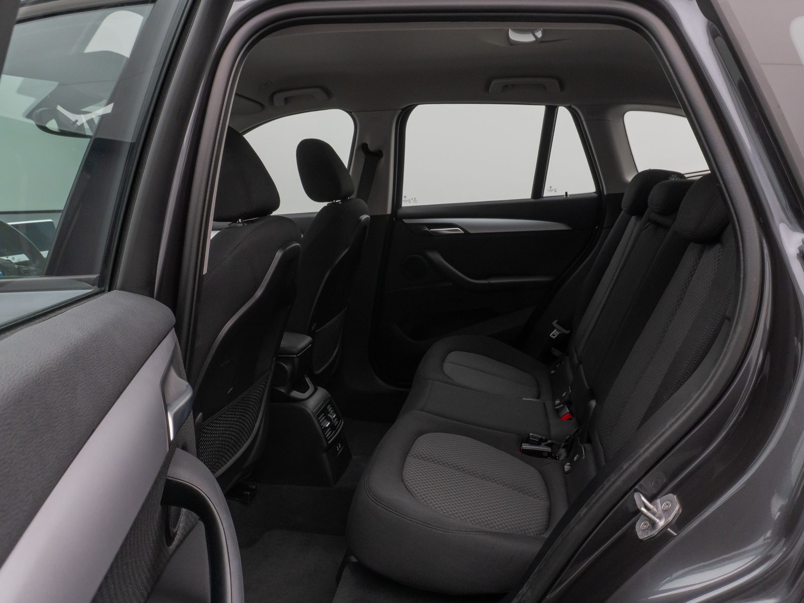 Fahrzeugabbildung BMW X1 sD20i Kamera DAB HiFi Navi Geschwindigkeitsre