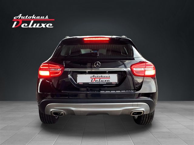Mercedes-Benz GLA 220