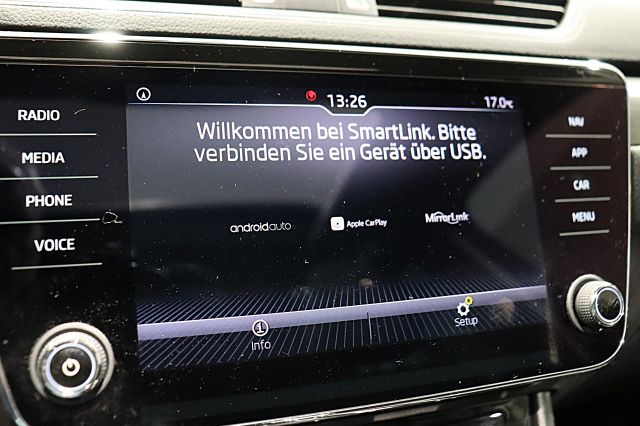 Superb Combi 1.8 TSI Style DSG AHK XENON NAVI KA