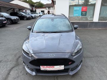 Ford Focus - 2