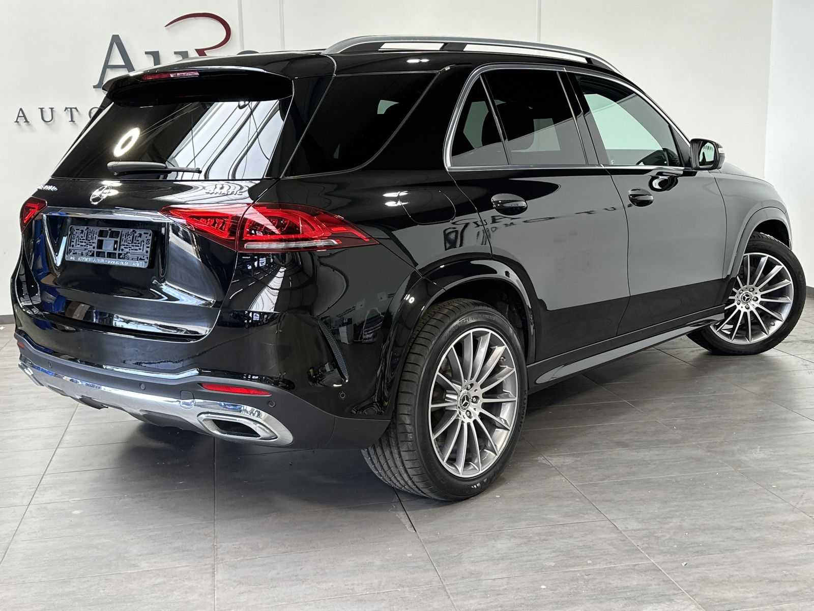 Fahrzeugabbildung Mercedes-Benz GLE 350de 4M AMG-Line NAV+LED+AHK+360°+21ZO+1HD