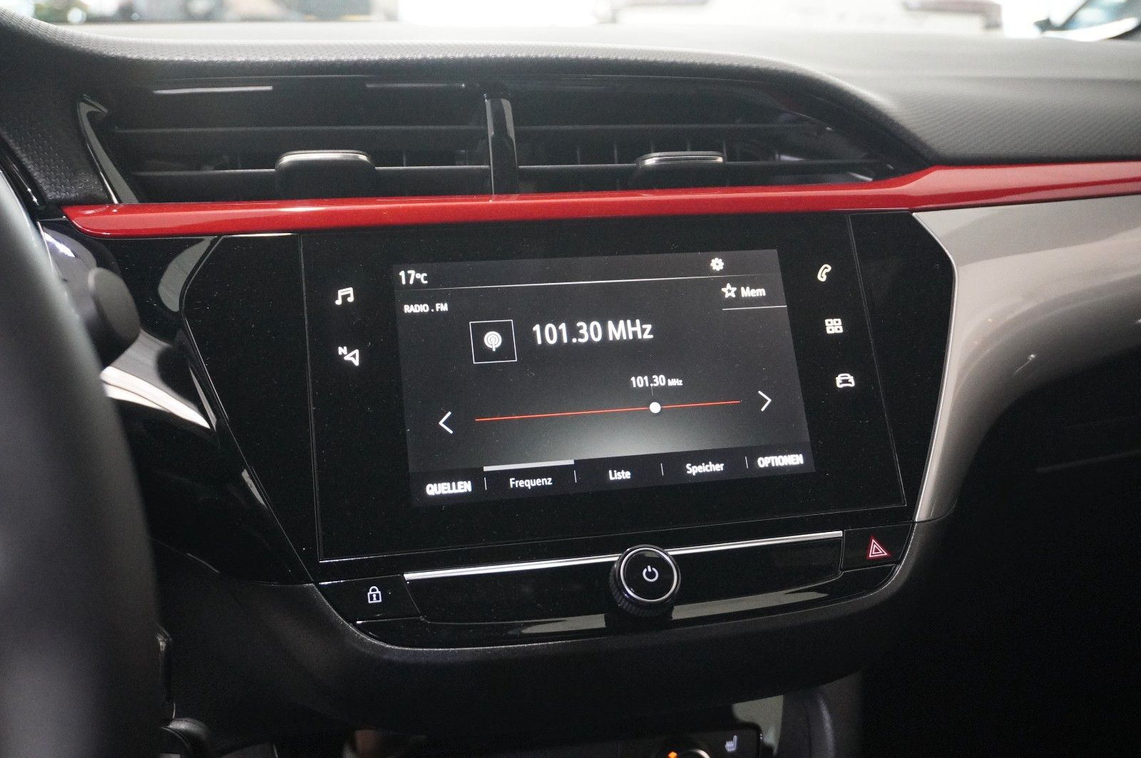 Fahrzeugabbildung Opel Corsa 1.2T GS SPORT NAVI/LED/SPORT/VIRT./SH/DAB+