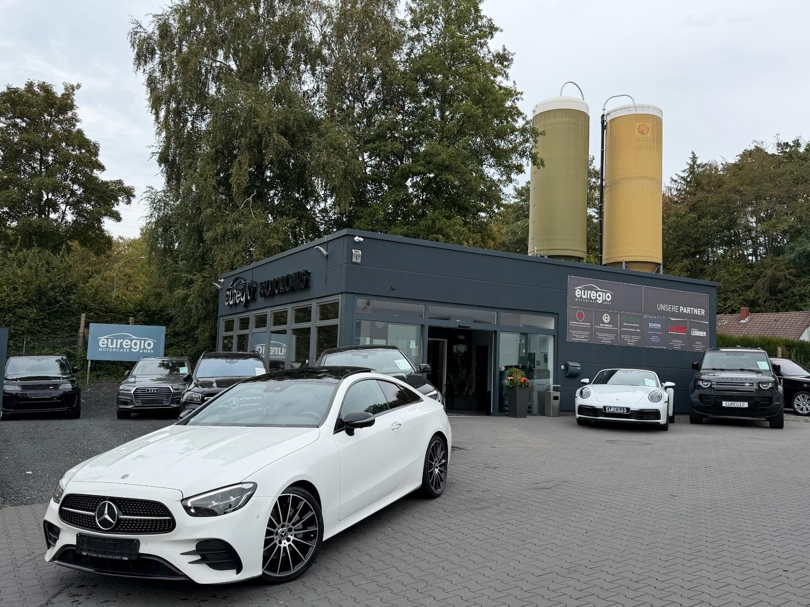 Mercedes-Benz E 220 d Coupe LED - Burmester - AMG Line ///