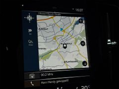 VOLVO V90 Pro T4 Mom.Pro Leder Navi LED ACC Kam.