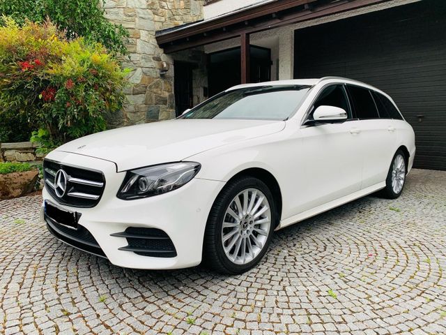 MERCEDES-BENZ Mercedes E 220 Cdi AMG