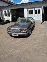 Mercedes-Benz Mercedes W126 560SEL - Mercedes-Benz 560: W126 Se