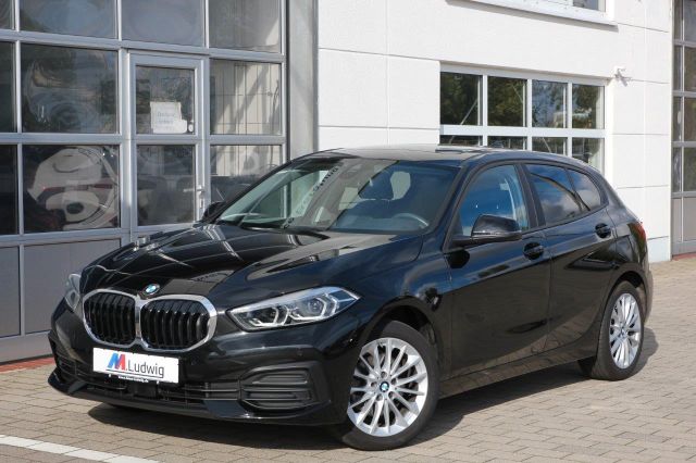 BMW 118i Aut. Advantage DACH HEAD-UP ACC E-SITZE LCP