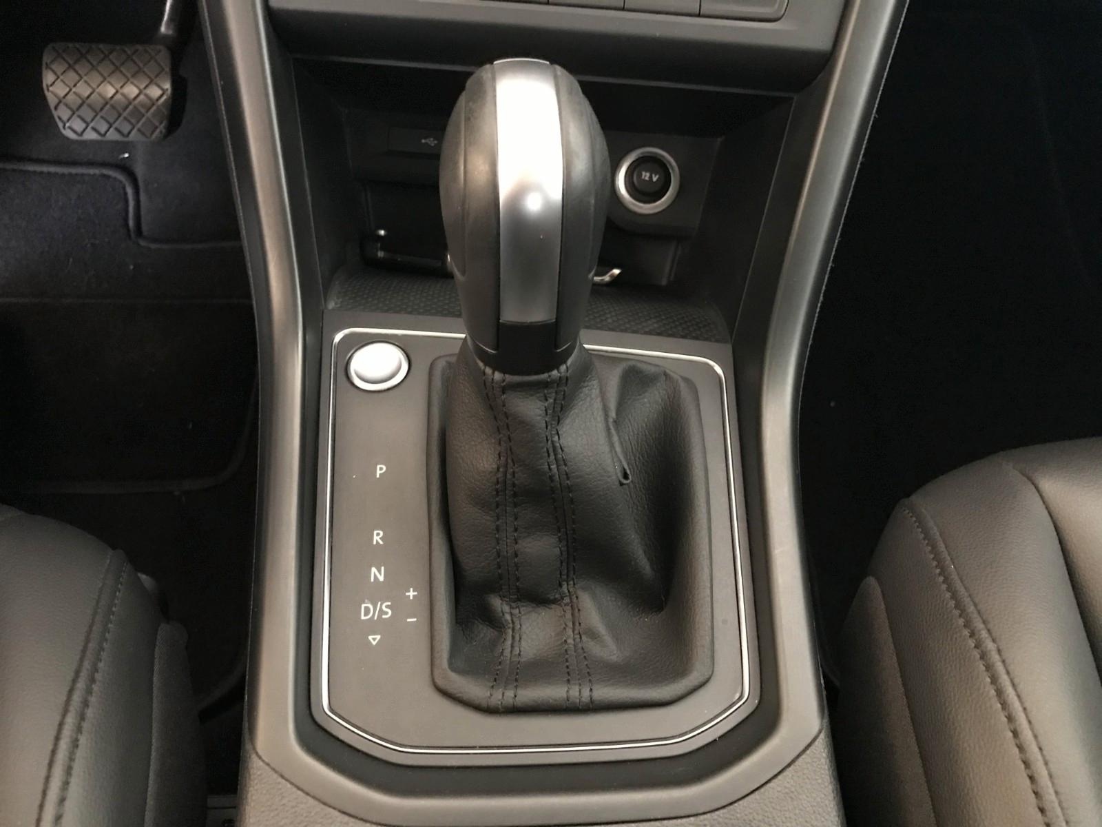 Volkswagen Touran 2.0 TDI SCR DSG STANDHEIZUNG PANO, миниатюра 23