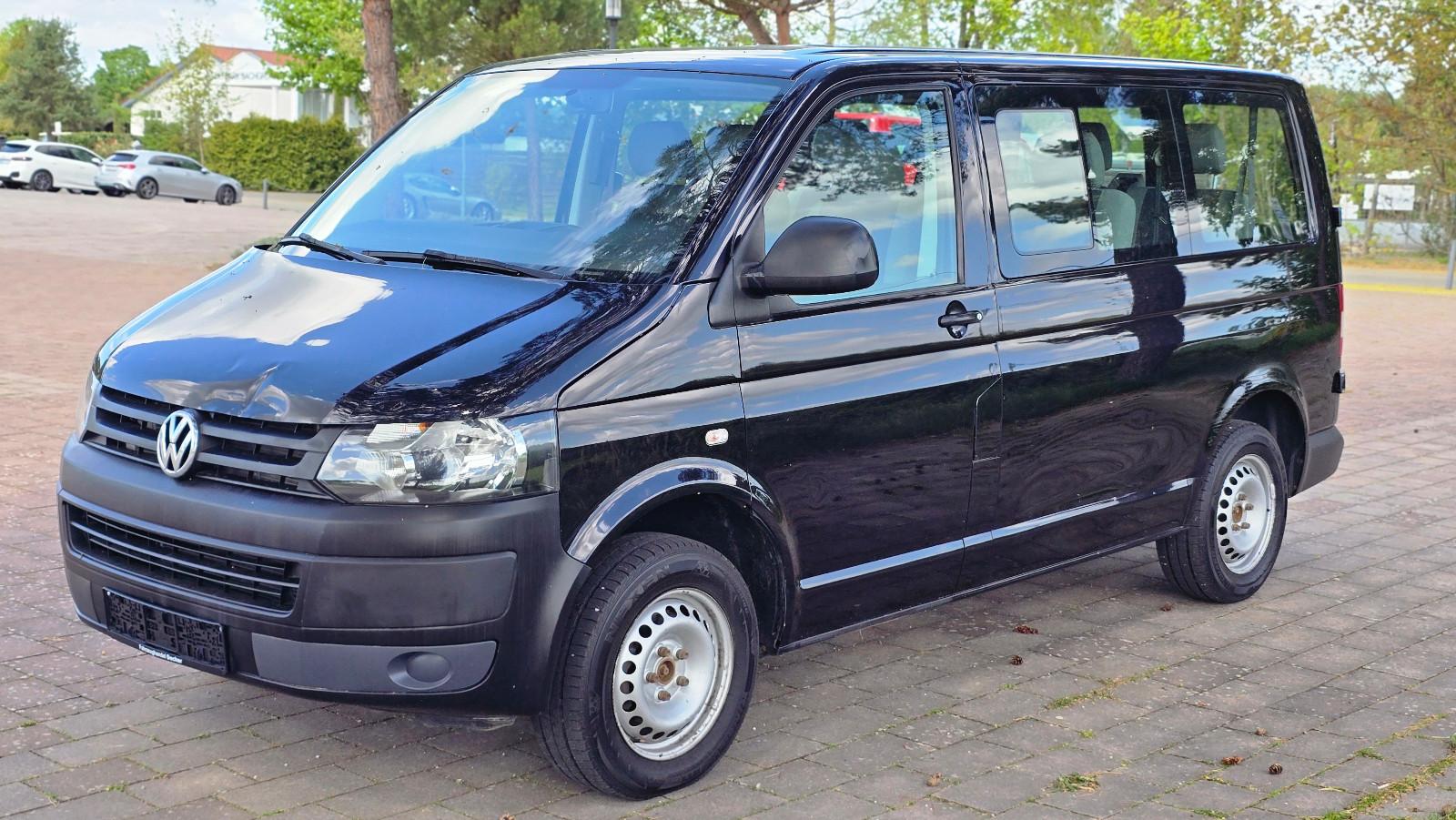 Volkswagen T5 Kombi 2.0l TDI 140PS 9-SITZER KLIMA AHK PDC