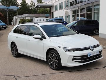 Volkswagen Golf VIII Variant 1.5 eTSI Style Tiptronic KLIMA