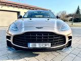 Aston Martin DBX707 4.0 V8 | Garantie | Vollfolierung (PPF) - Aston Martin DBX mit Schiebedach