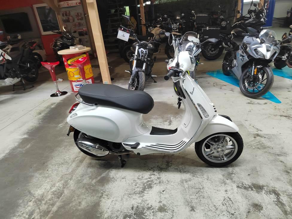 Vespa Primavera 125 E5+
