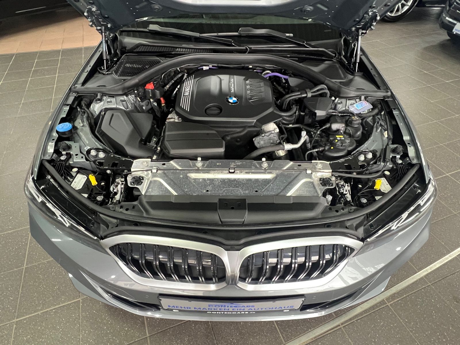BMW 318 d Touring Curved+Driving Assistant+1 Hand foto 5