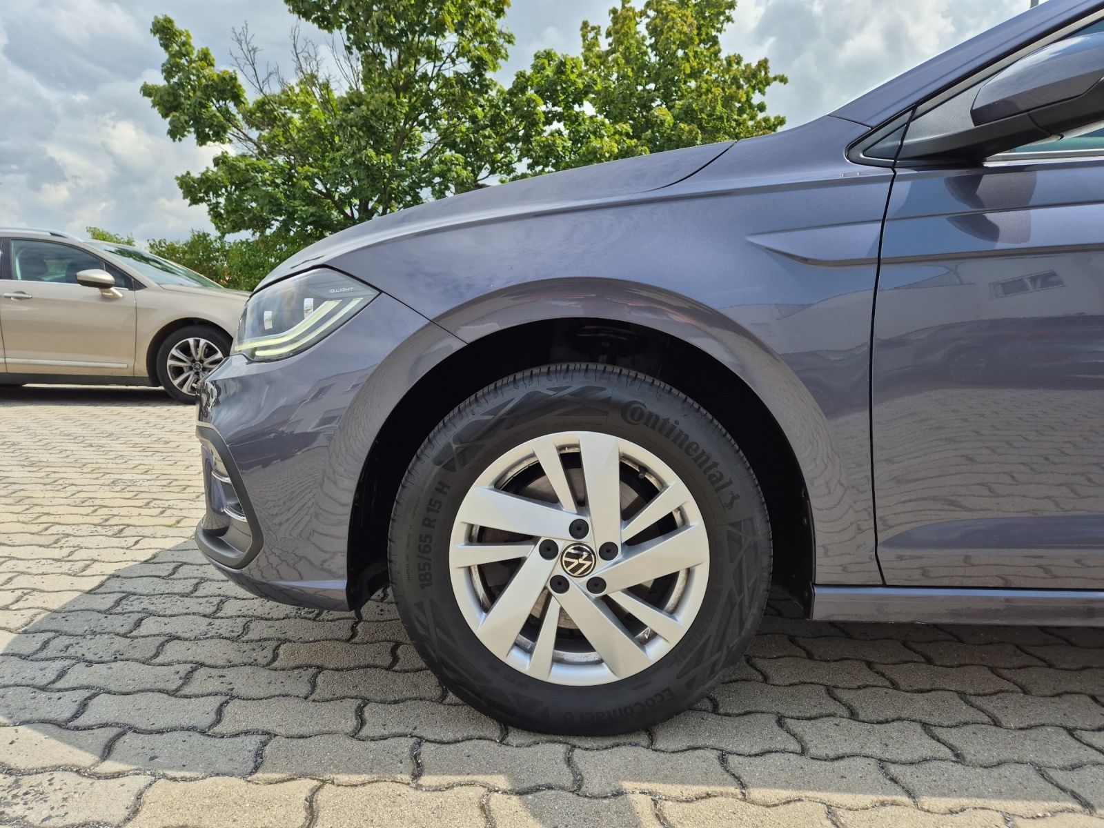 Fahrzeugabbildung Volkswagen Polo TSI Style DSG Matrix AID ACC PDC SH LM