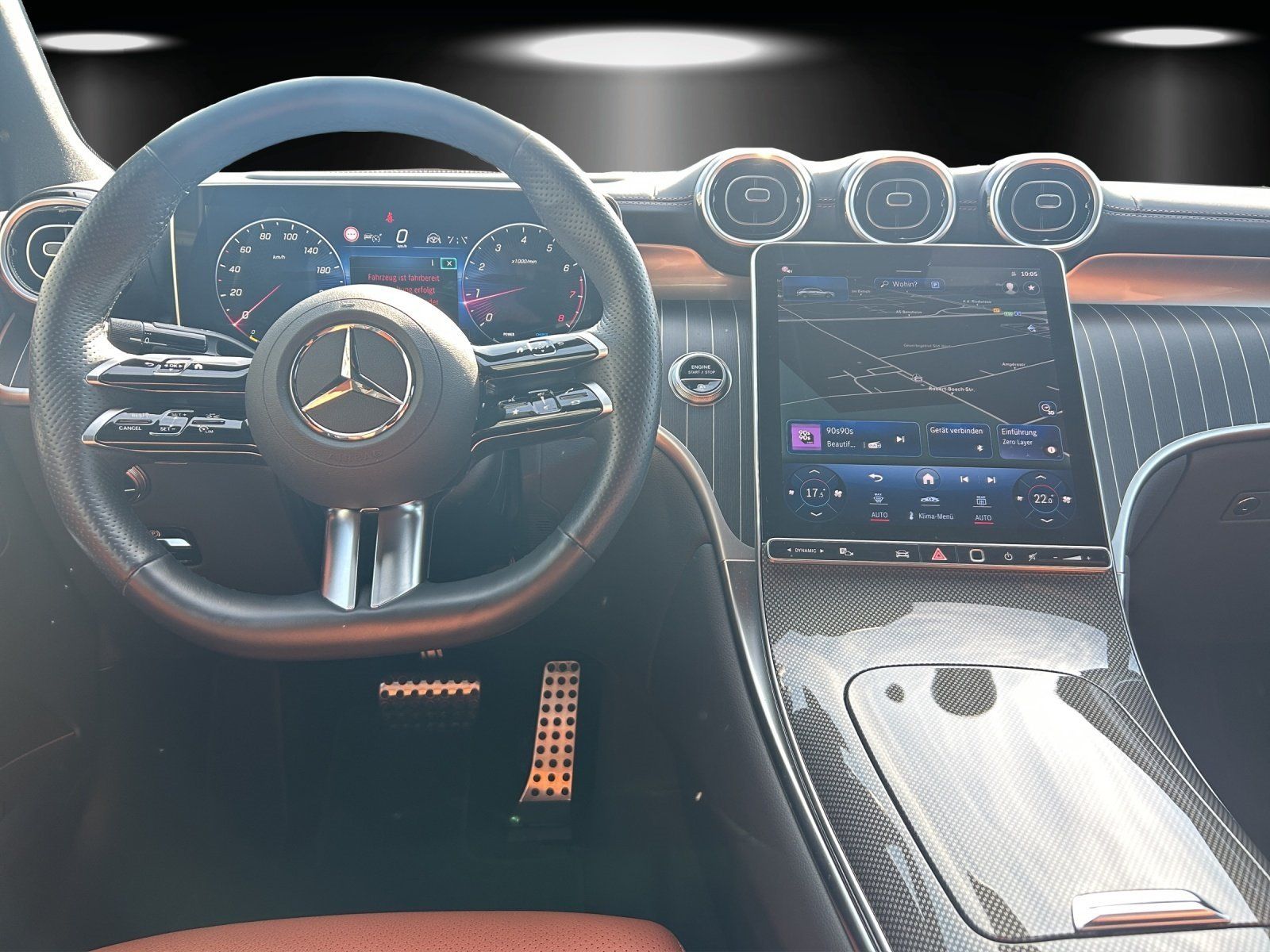 Fahrzeugabbildung Mercedes-Benz GLC 300 Cpé AMG Prem+ AIRMATIC Sitzklima AHK 20"