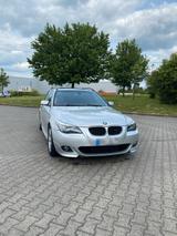 BMW E61 525i mit AHK und Panoramadach - BMW 525: Kombi, E61 525i