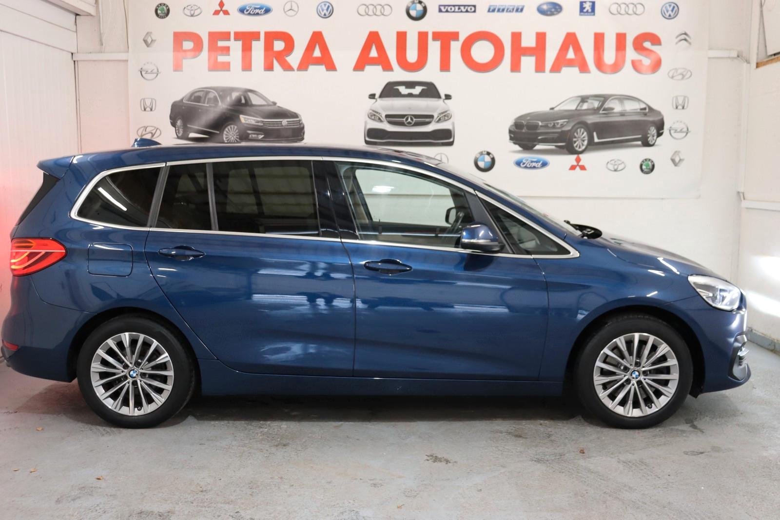 BMW Gran Tourer 218d Luxury Line Head UP
