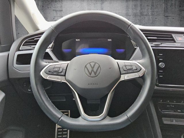 Touran 2.0TDI Aut. ACTIVE 7-Sitzer AHK Navi ACC