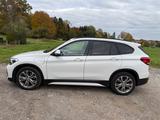 BMW X1 xDrive25e Advantage Steptronic Advantage