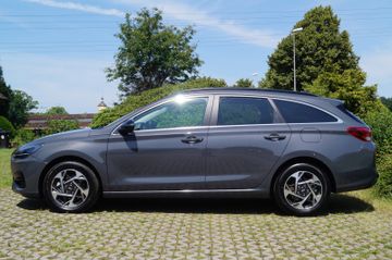 Hyundai i30 cw 1.0T-GDI NAVI-ALU-LED-KAMERA-PDC-TEMPOMAT