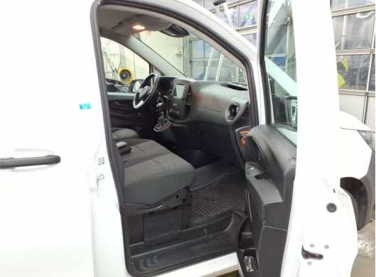 Fahrzeugabbildung Mercedes-Benz Vito 116 Kasten Lang Nav PTS RFK Sitzhzg Flügelt