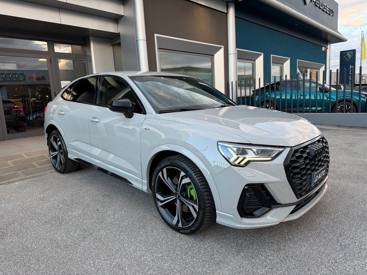 AUDI Audi Q3 SPB 40 TDI quattro S tronic line edition