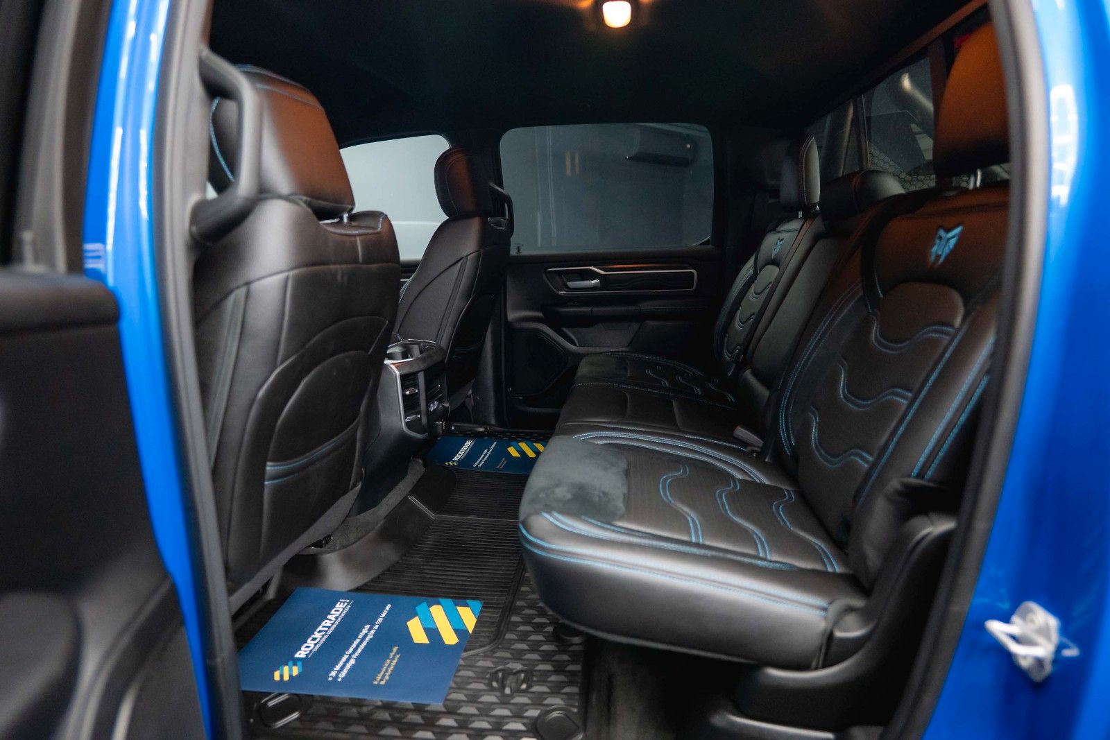 Fahrzeugabbildung Dodge RAM 5.7 V8 HEMI 4x4 LIMITED Blue Edition Offroad