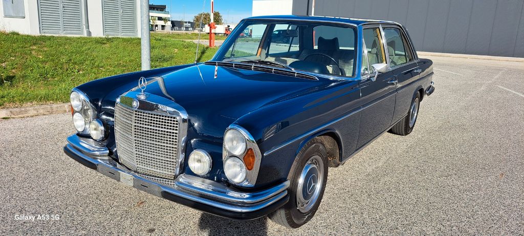 Mercedes-Benz 300