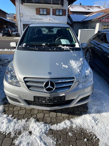 Mercedes-Benz B 180 2.Hd. Autom. Klima.PTS. TÜV 3/2026