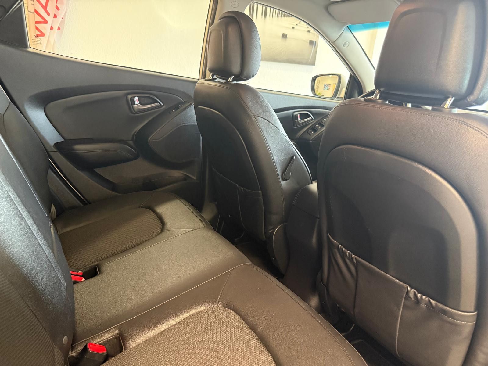 Fahrzeugabbildung Hyundai ix35 blue Finale 2WD /AHK/ KLIMA/SITZHEIZUNG